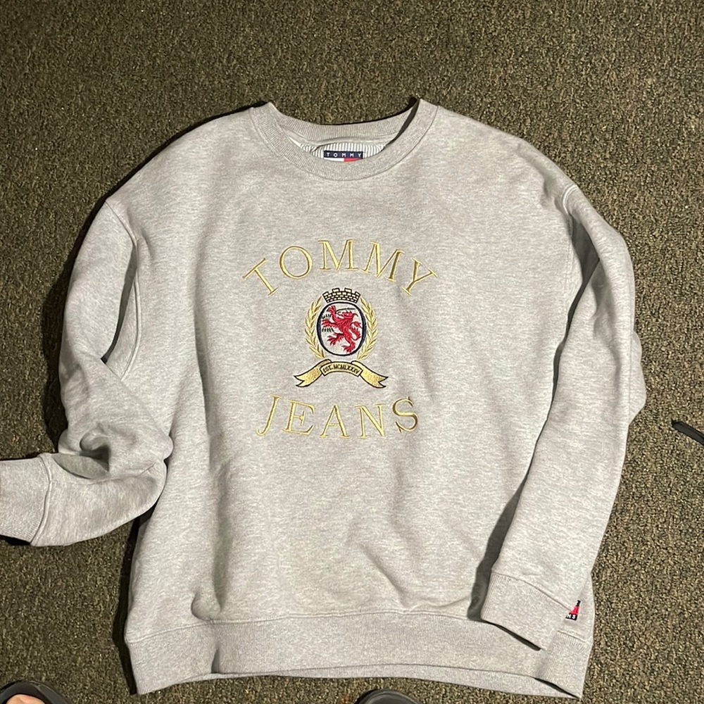 Tommy Hilfiger vintage sweatshirt